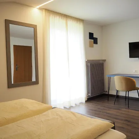 Feldgärtenhof Hotel 2*